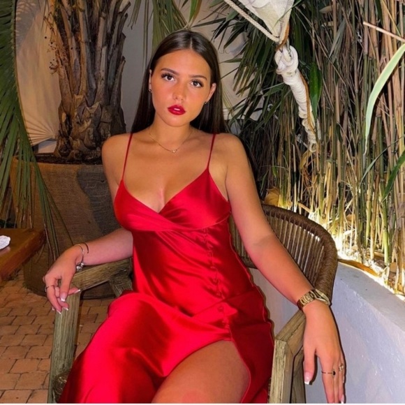 ❤️Bloggers Favorite❤️NWT Zara SATIN CAMISOLE DRESS in Red - Picture 8 of 15